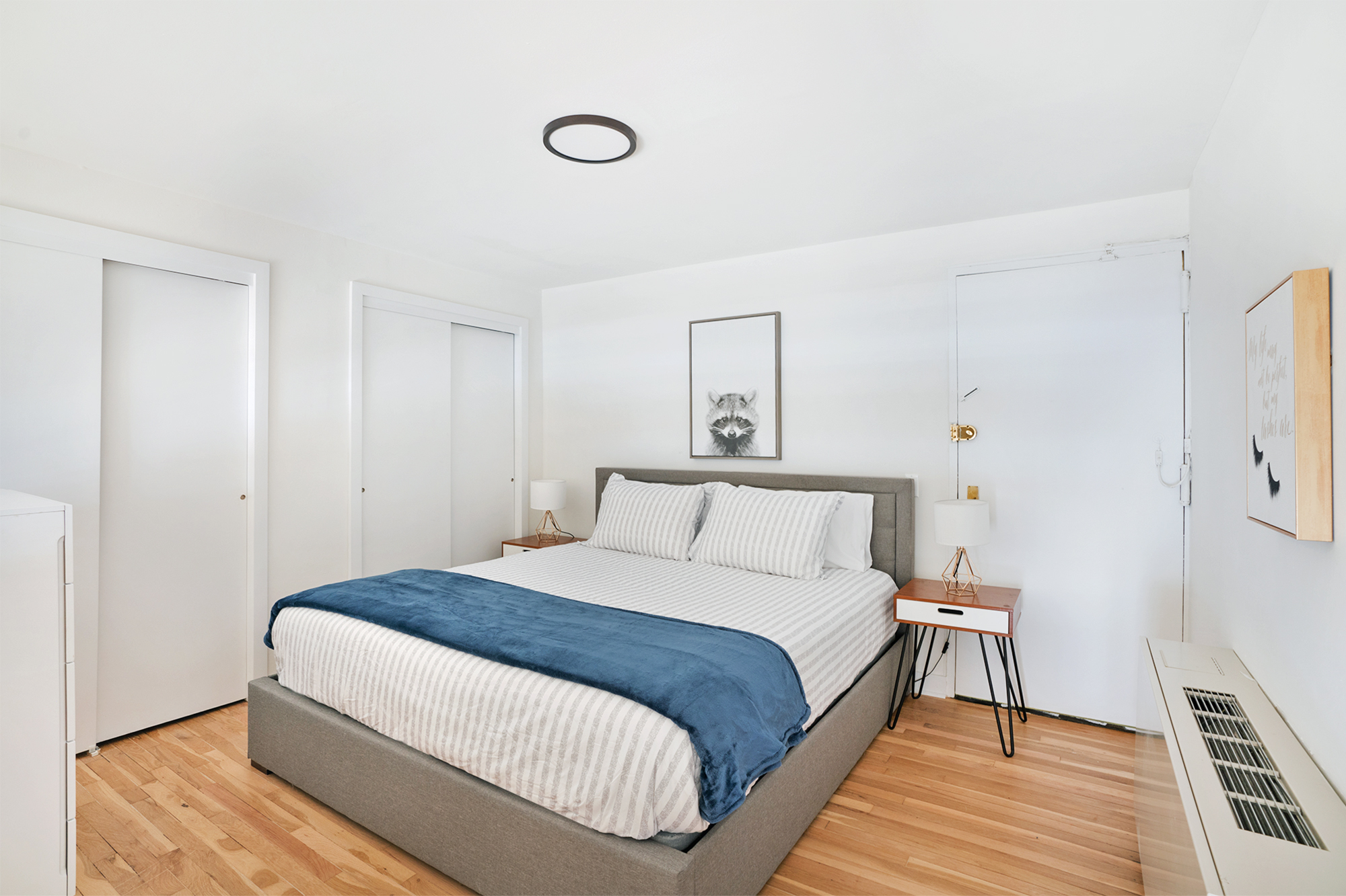 Short photo description should go right here